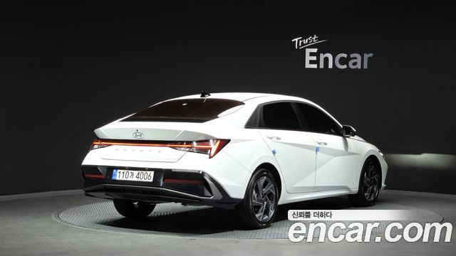 Hyundai AVANTE 2026 — photo 2
