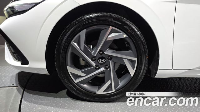 Hyundai AVANTE 2026 — photo 5