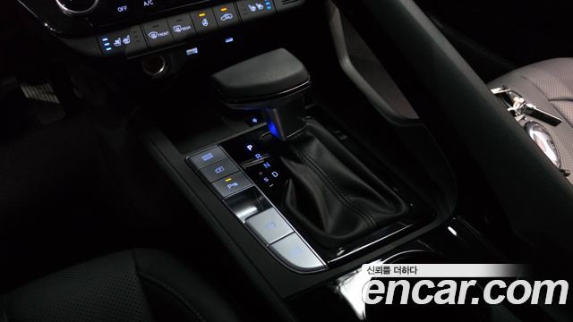 Hyundai AVANTE 2026 — photo 9