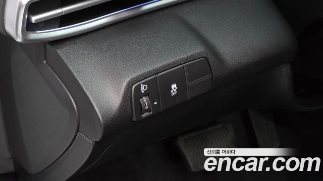 Hyundai AVANTE 2026 — photo 15
