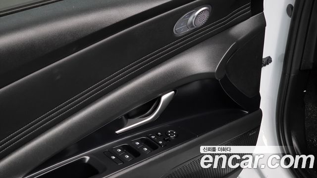 Hyundai AVANTE 2026 — photo 16