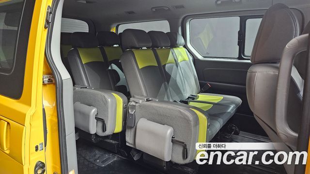 Hyundai Starex 2021 — photo 17