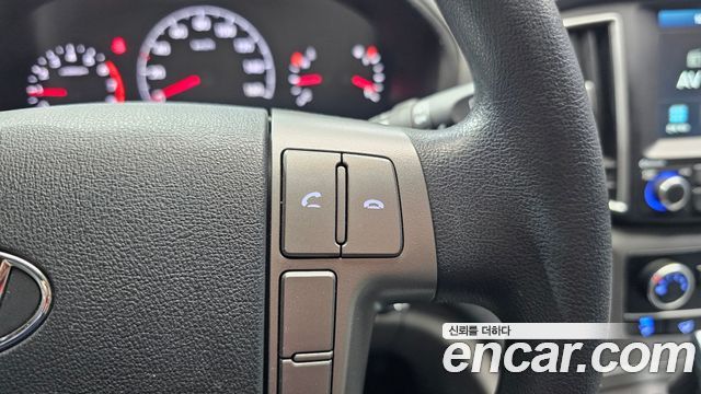 Hyundai Starex 2021 — photo 27