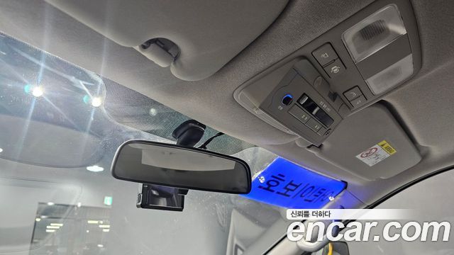 Hyundai Starex 2021 — photo 28