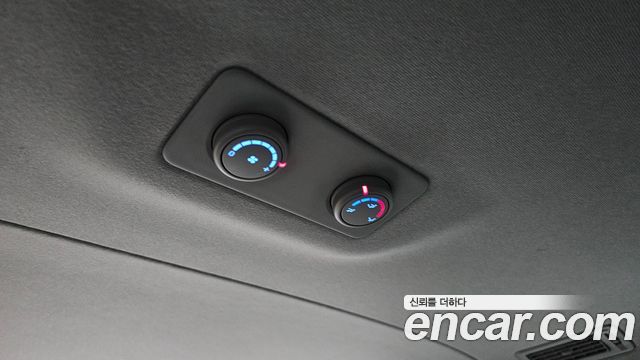 Hyundai Starex 2021 — photo 30