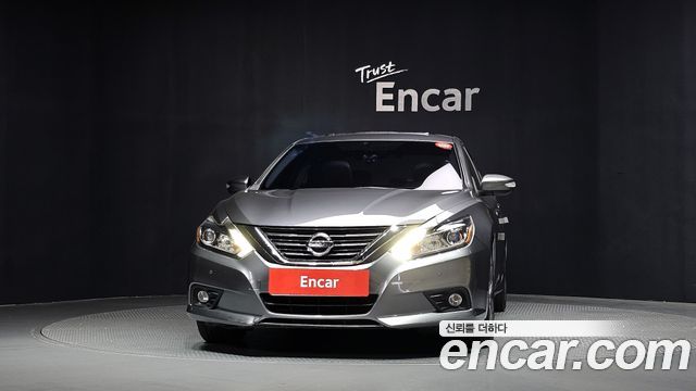 Nissan Altima 2017 — photo 3