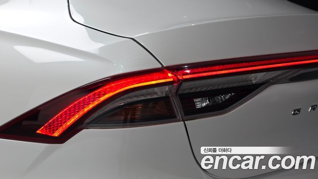 Hyundai Grandeur 2022 — photo 9