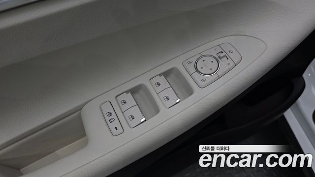 Hyundai Grandeur 2022 — photo 29