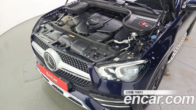 Mercedes-Benz GLE-Class 2021 — photo 6
