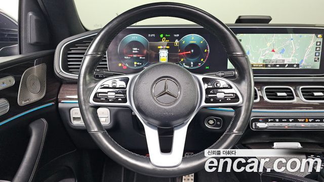 Mercedes-Benz GLE-Class 2021 — photo 22