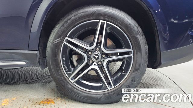 Mercedes-Benz GLE-Class 2021 — photo 7