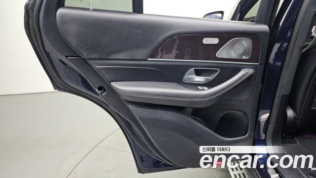 Mercedes-Benz GLE-Class 2021 — photo 15
