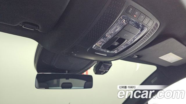 Mercedes-Benz GLE-Class 2021 — photo 28