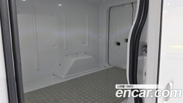 Hyundai ST1 2025 — photo 18