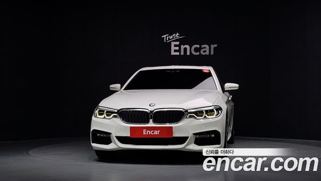 BMW 5-Series 2018 — photo 3