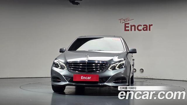 Mercedes-Benz E-Class 2015 — photo 3