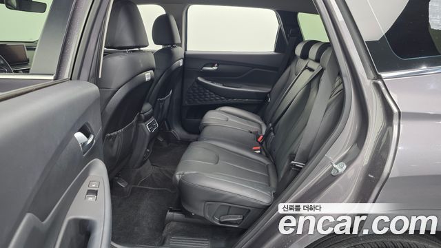 Hyundai Santafe 2021 — photo 17