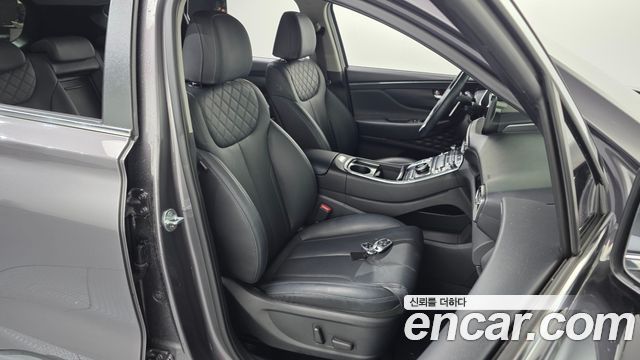 Hyundai Santafe 2021 — photo 16