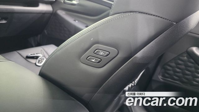 Hyundai Santafe 2021 — photo 27