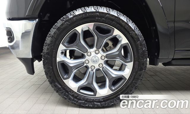 Dodge Ram Pick Up 2021 — photo 5