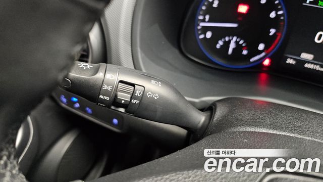 Hyundai Kona 2018 — photo 29