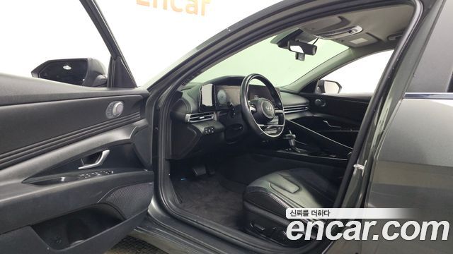 Hyundai AVANTE 2023 — photo 13