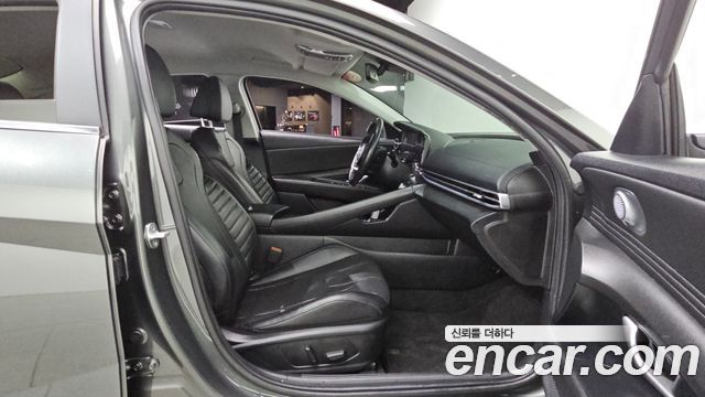 Hyundai AVANTE 2023 — photo 17