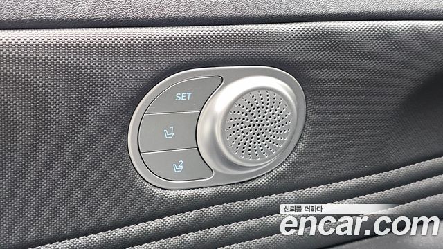 Hyundai AVANTE 2023 — photo 19