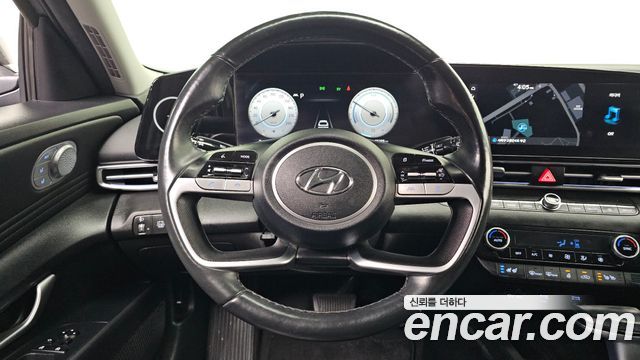 Hyundai AVANTE 2023 — photo 24