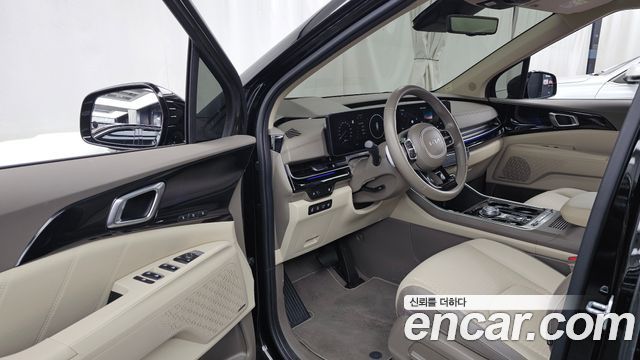 Kia Canival 2025 — photo 13