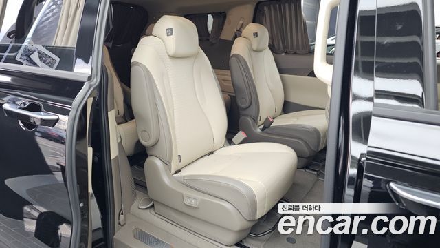 Kia Canival 2025 — photo 18