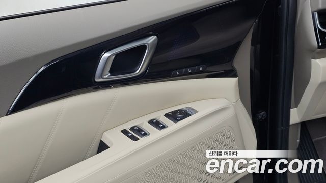 Kia Canival 2025 — photo 36