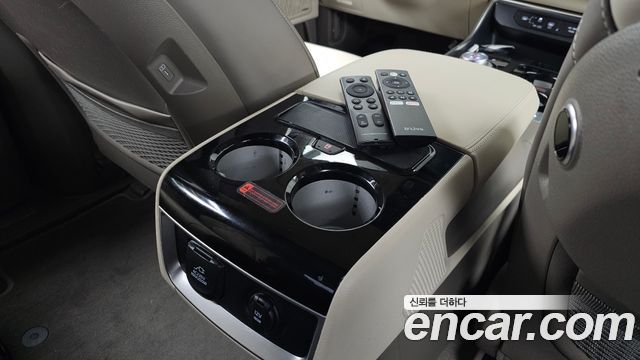 Kia Canival 2025 — photo 37