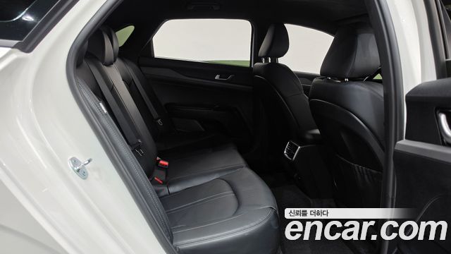 Kia K5 2026 — photo 17