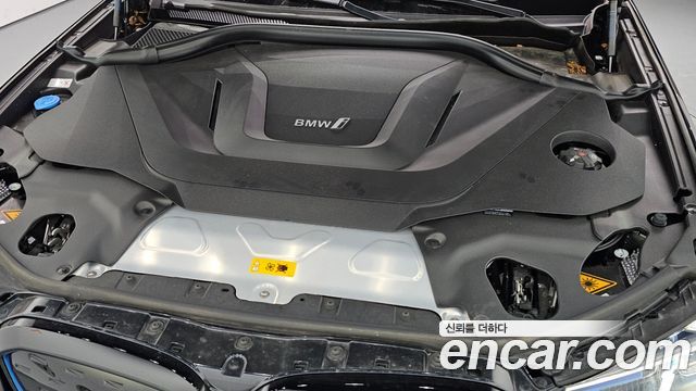 BMW iX3 2025 — photo 6