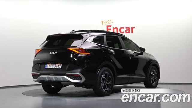 Kia Sportage 2022 — photo 2