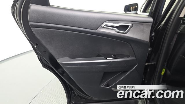 Kia Sportage 2022 — photo 15
