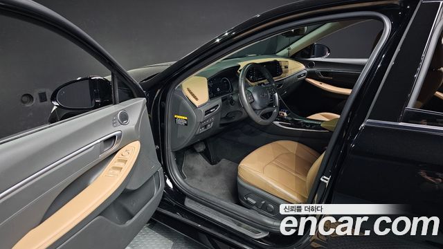 Hyundai Sonata 2020 — photo 13