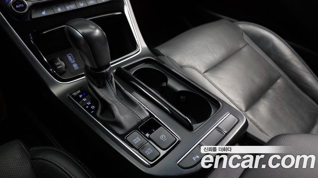 Hyundai Grandeur 2018 — photo 12