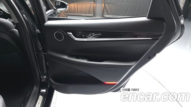Hyundai Grandeur 2018 — photo 15
