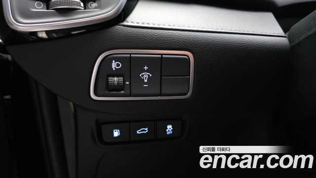 Hyundai Grandeur 2018 — photo 27