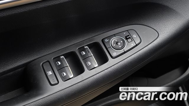 Hyundai Grandeur 2018 — photo 28