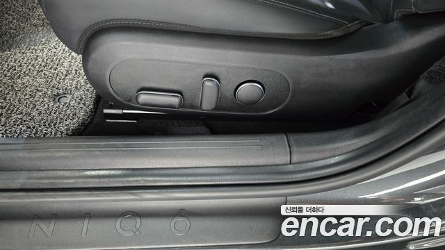 Hyundai Ioniq6 2025 — photo 28