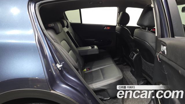 Kia Sportage 2017 — photo 18