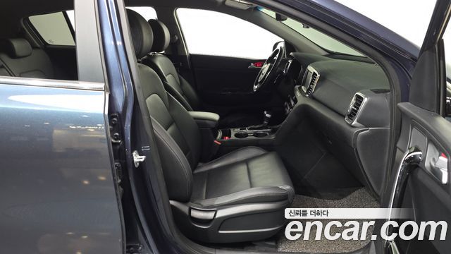 Kia Sportage 2017 — photo 16