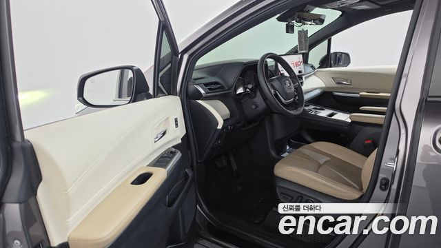 Toyota Sienna 2024 — photo 13