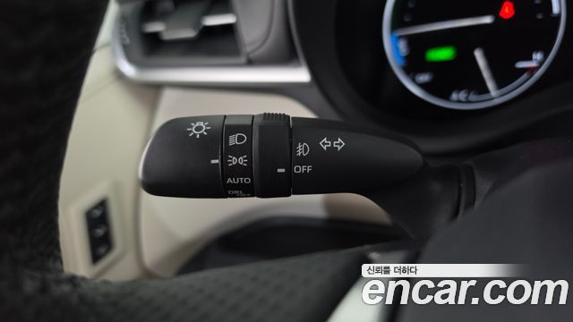 Toyota Sienna 2024 — photo 34