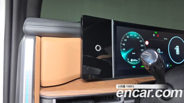 Hyundai Santafe 2024 — photo 21