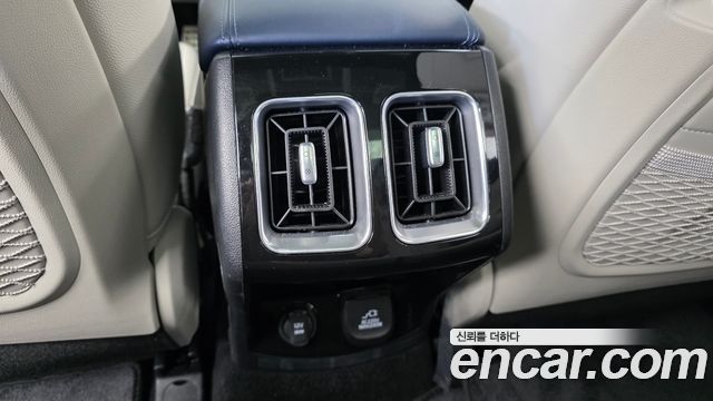 Kia Sorento 2025 — photo 32