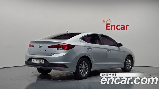Hyundai AVANTE 2019 — photo 2